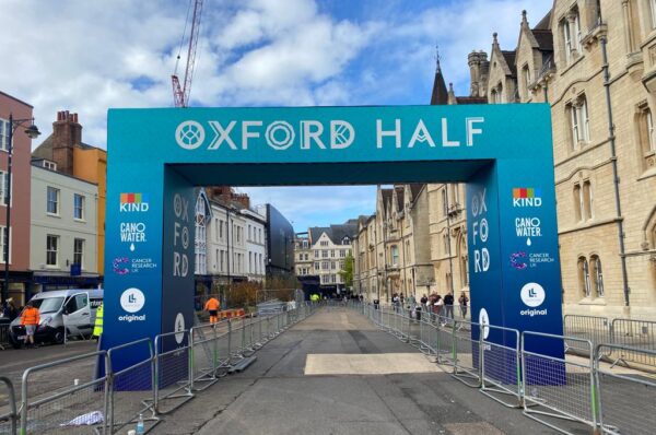 3D start line gantry at the Oxford Half marathon