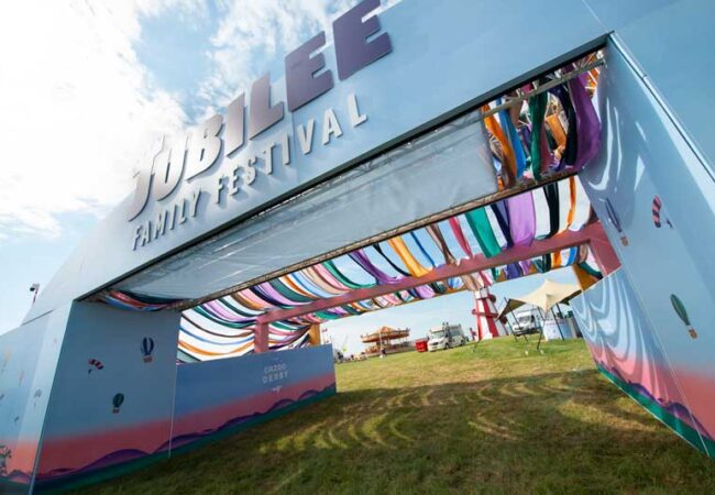 3D welcome gantry at Jubilee Family Festival at the Cazoo Derby